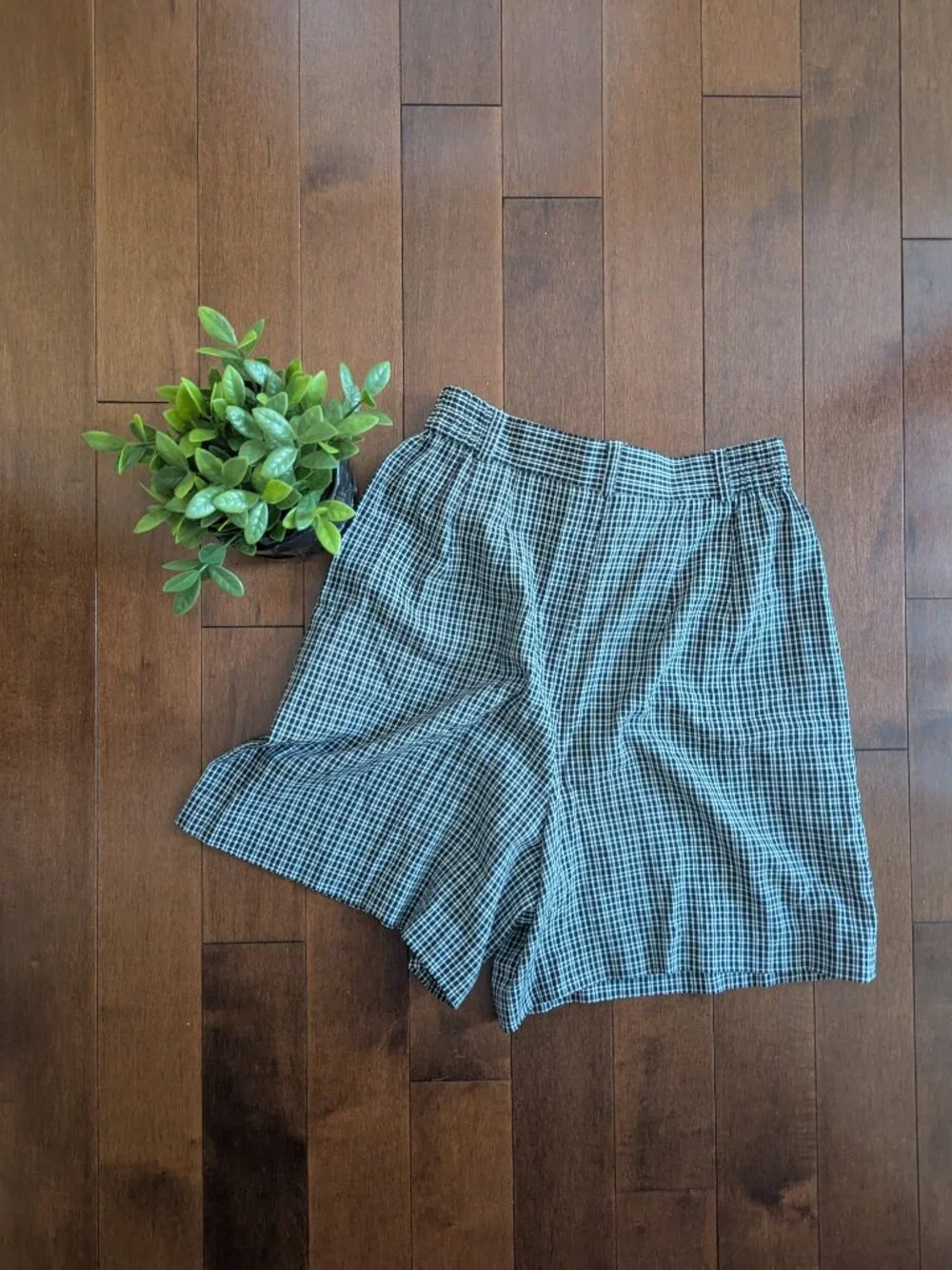 DITSY GINGHAM PRINT VINTAGE TROUSER SHORTS - Picture 3 of 3